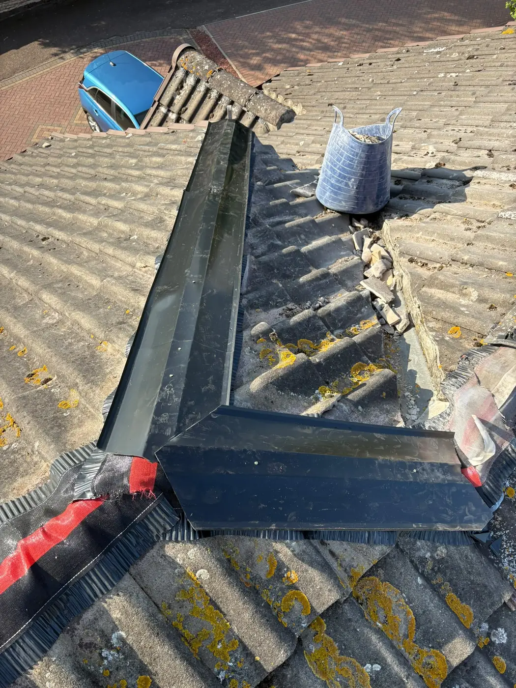 Skylight flashing repair